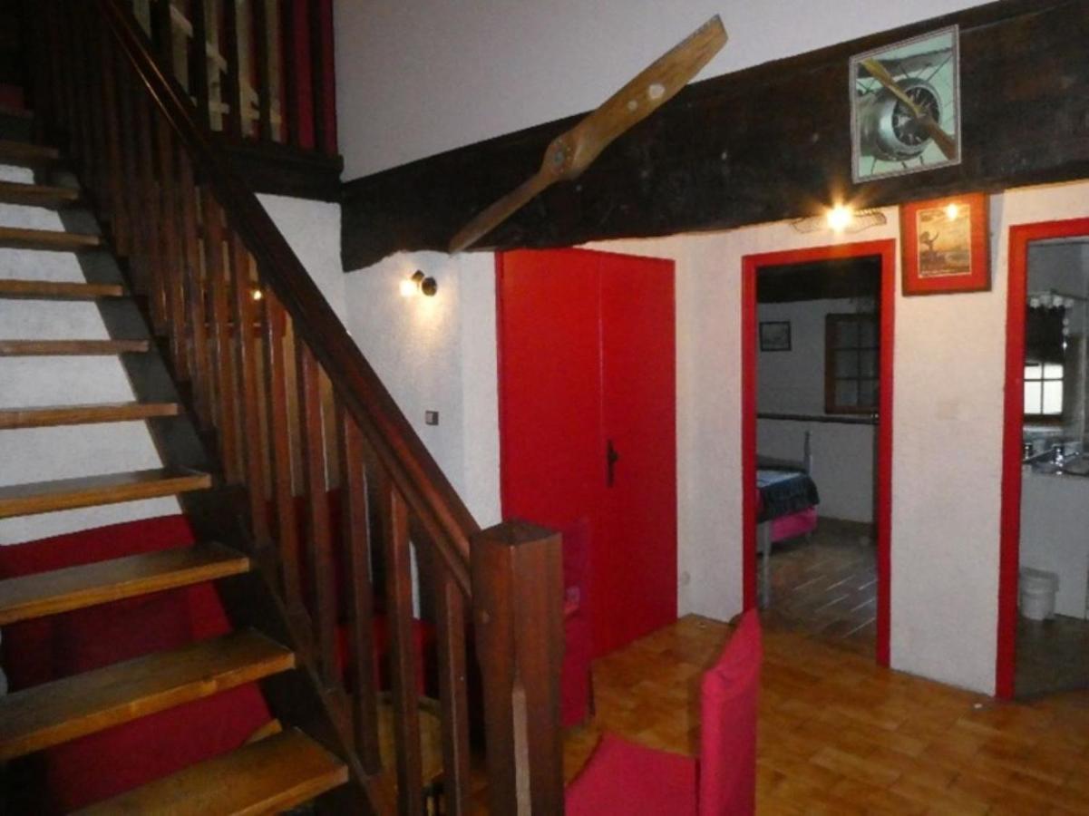 Le Gite D'En Haut Jarret Buitenkant foto